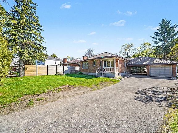 2nd image of 1299 Evans Blvd