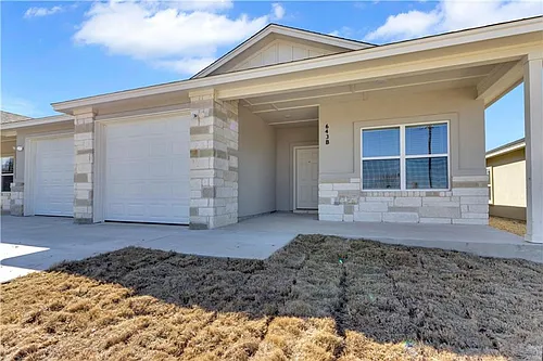 643 County Road 306 Photo 1