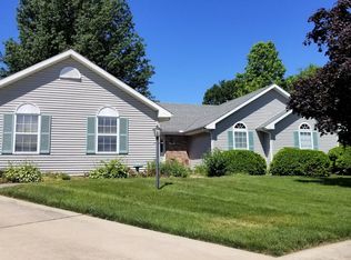 2701 E Coddington Cir, Urbana, IL