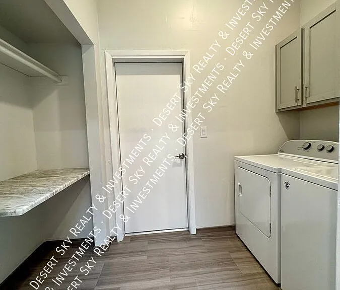 3043 Hillrise Dr — Photo 28