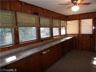 4th image of 2303 Briarwood Dr