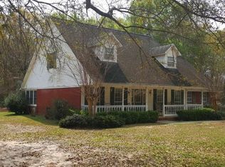 1125 W Palm St, Geneva, AL 36340