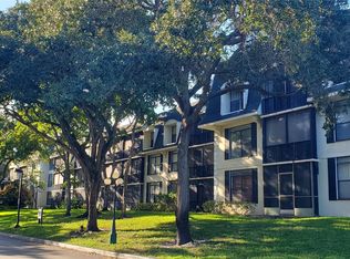 3680 Inverrary Dr APT 2M, Lauderhill, FL 33319