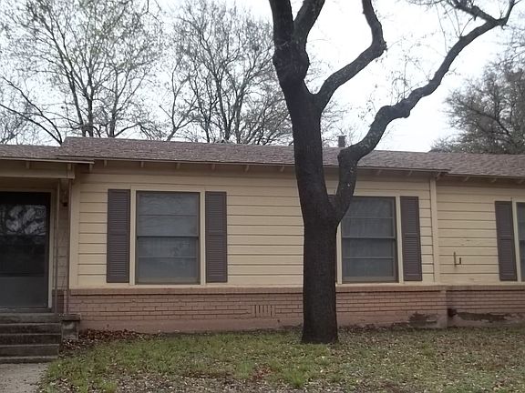 2nd image of 8200 Herndon Dr