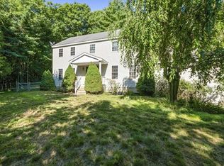 222 Brookfield Rd, Sturbridge, MA 01518