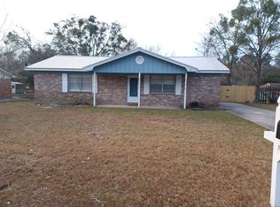 123 Deerwood Ct, Hinesville, GA 31313