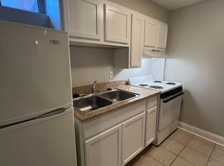 2469 Madison Rd APT 18, Cincinnati, OH 45208