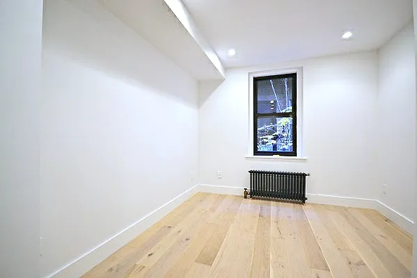 Rented by Bold New York | media 6