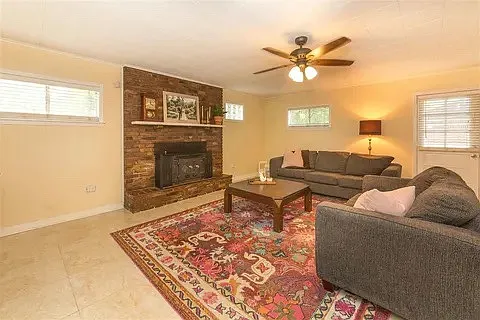 5037 Dee Rd — Photo 10