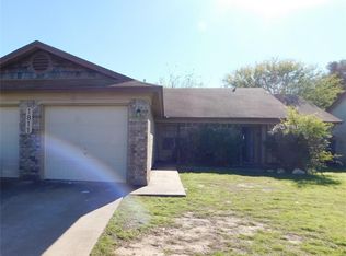 1811 Prairie Knoll Ct #B, Austin, TX 78758