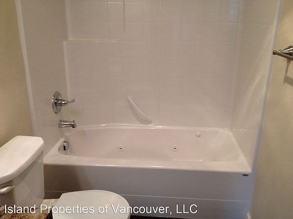 5th image of 5515 NE 82nd Ave #E-29