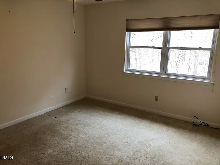 4100 Five Oaks Dr #28 — Photo 15
