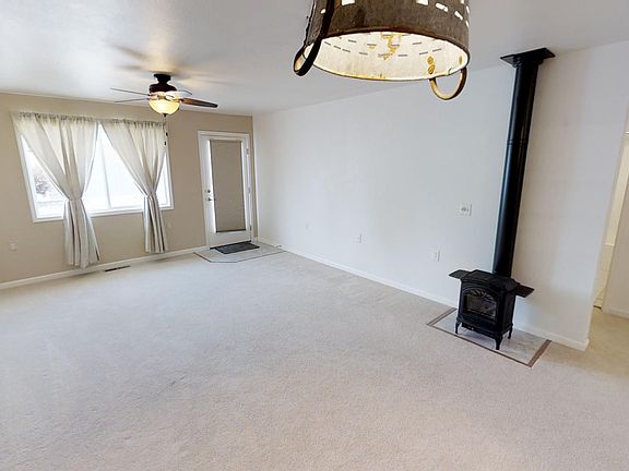 5th image of 1714 Park Side Ct