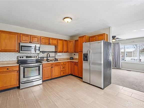 4th image of 1777 Kylemore Dr