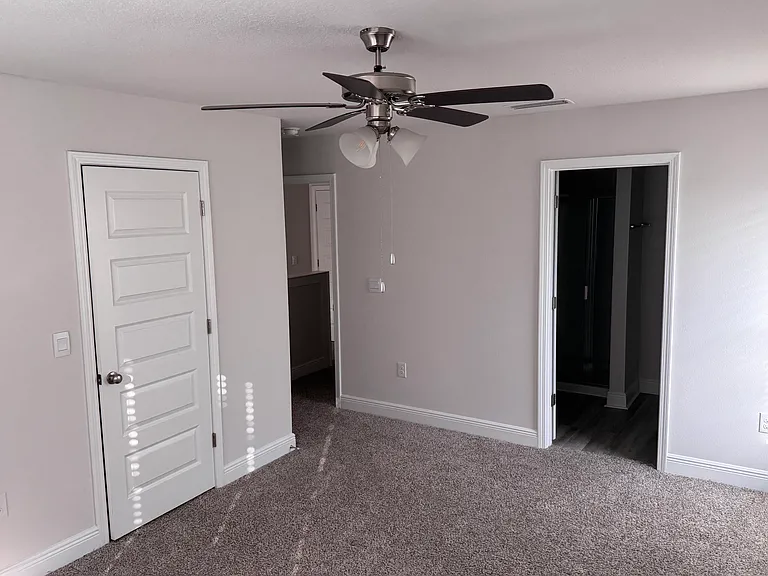 6306 Grove Park Dr — Photo 14