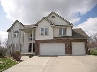 1st image of 4132 NE Georgian Dr