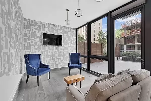 Rented by REAL New York | media 7