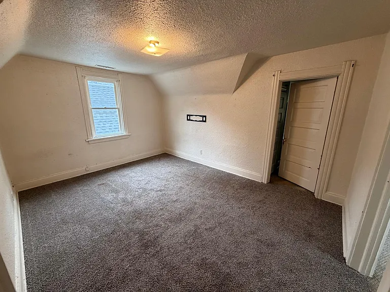 240 Dexter St #2 — Photo 3