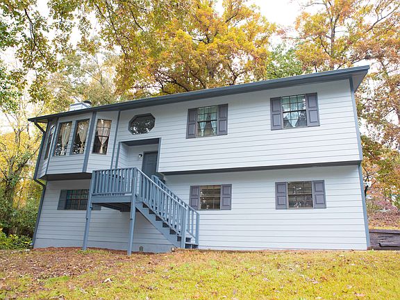 2nd image of 1822 Jarrett Dr