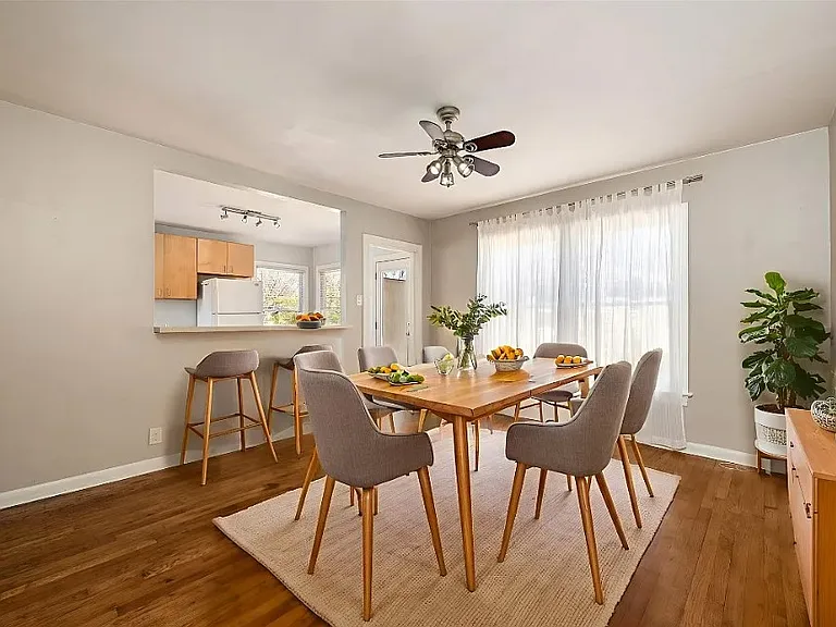 673 Franklin Pl #D — Photo 2