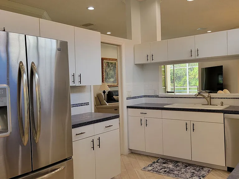 7557 Fairlinks Ct — Photo 10