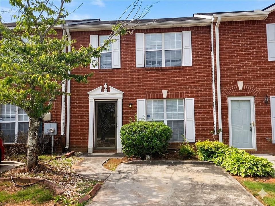 1st image of 5737 Strathmoor Manor Cir