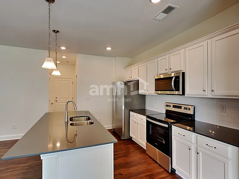 11006 Hazel Gardens Dr — Photo 3