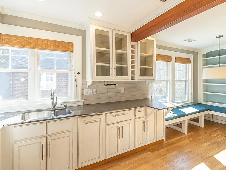 71 Linden Ave #2 — Photo 20