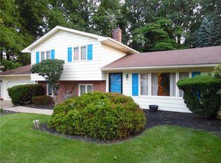 20211 Glen Russ Ln, Euclid, OH 44117