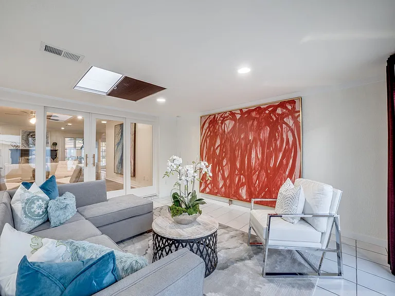 6106 Meadowcrest Dr — Photo 17