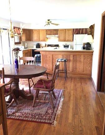 2nd image of 11 North Ln Floor 1
