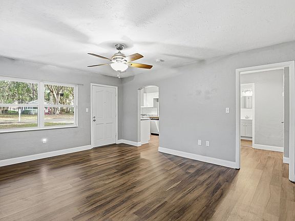 5th image of 1325 NE 3rd Ave