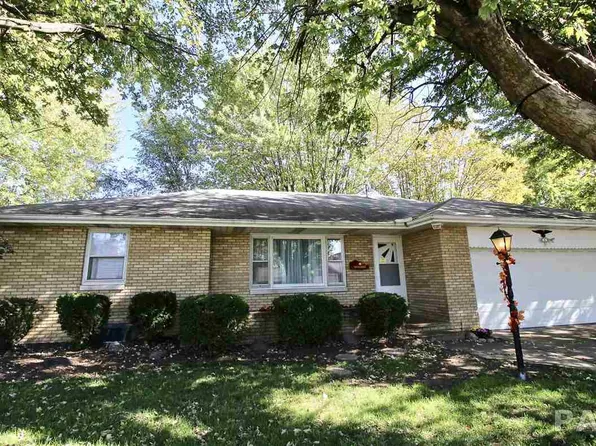 100 Sycamore St, Pekin, IL 61554