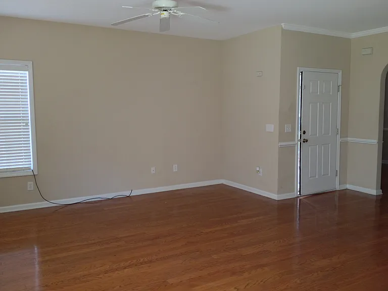 404 Black Smith Ln #C — Photo 9