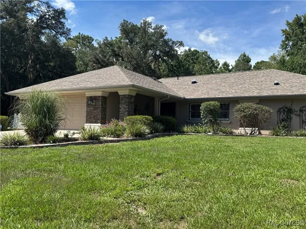 2699 W Pine Ridge Blvd, Beverly Hills, FL 34465