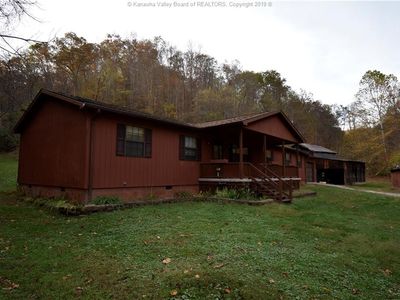 2 Shiloh Dr, Ona, WV, 25545