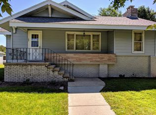 102 4th Ave, Grafton, IA 50440