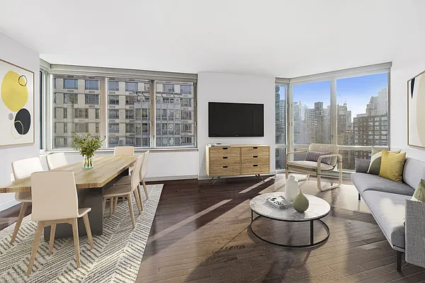 Sold by Compass | media 1