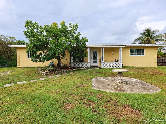 5th image of 30525 Winifred St