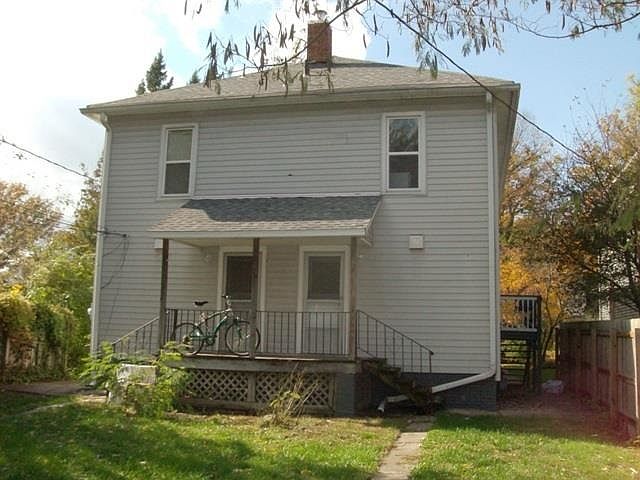 2nd image of 1540 S Center St