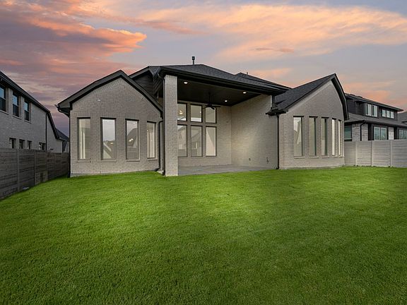 4th image of 4005 Gervais Dr