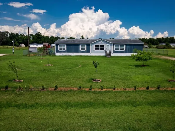 333 County Road 4923, Dayton, TX 77535