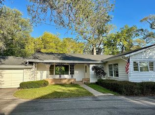 23W735 Saint Charles Rd, Carol Stream, IL 60188