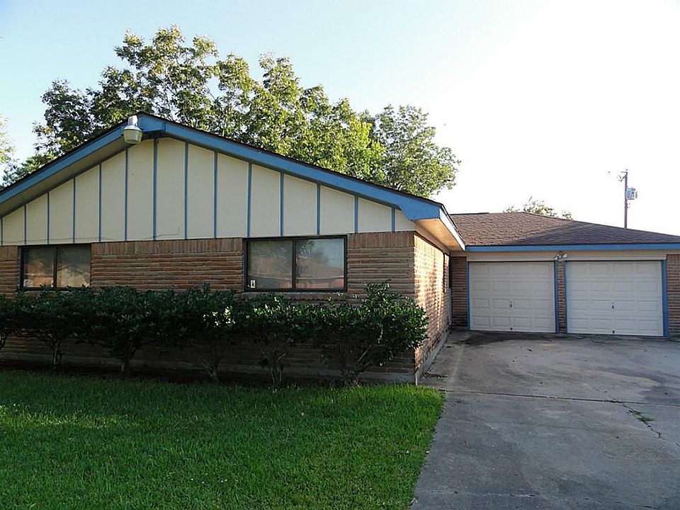 1st image of 2317 16th Ave N