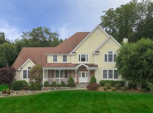 11 Hayley Hill Dr, Carmel, NY 10512