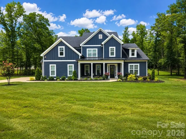 1879 Rock Hill Church Rd, Matthews, NC 28104