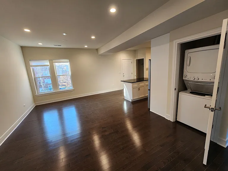 4935 N Claremont Ave #1E — Photo 18