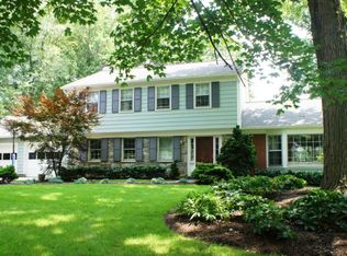 11325 Marcliff Rd, Rockville, MD 20852