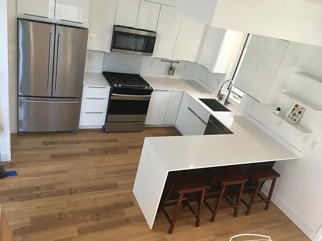 358 Lamont Pl — Photo 6
