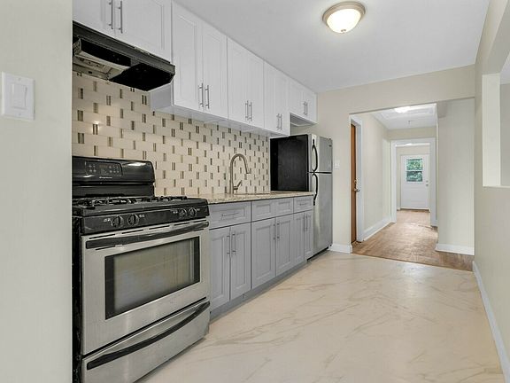 2nd image of 22-14 26th St #2